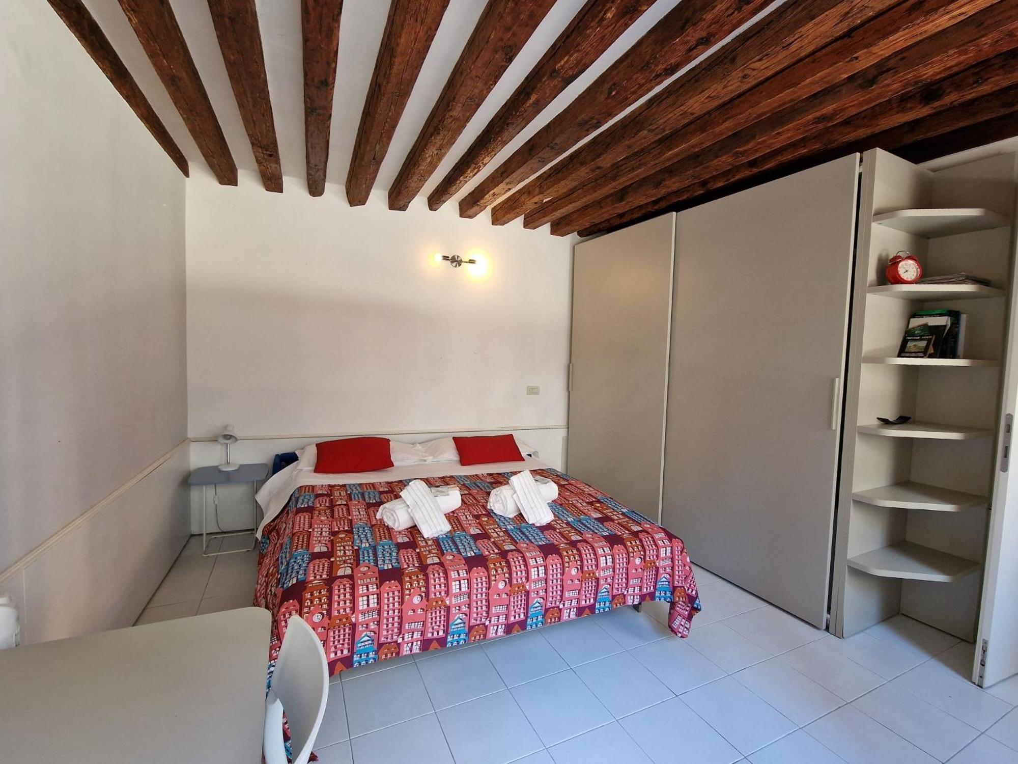 Veneziacentopercento Apartments & Rooms Exterior photo