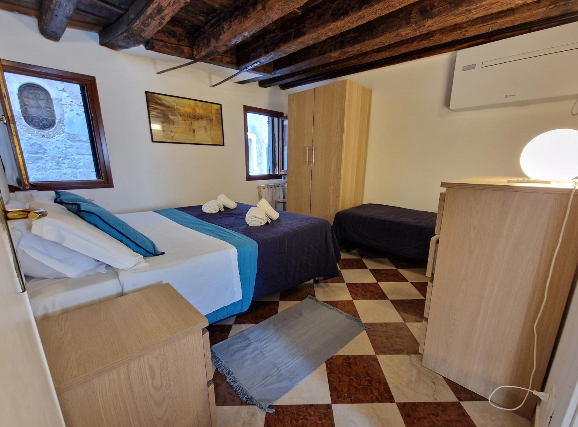 Veneziacentopercento Apartments & Rooms Exterior photo